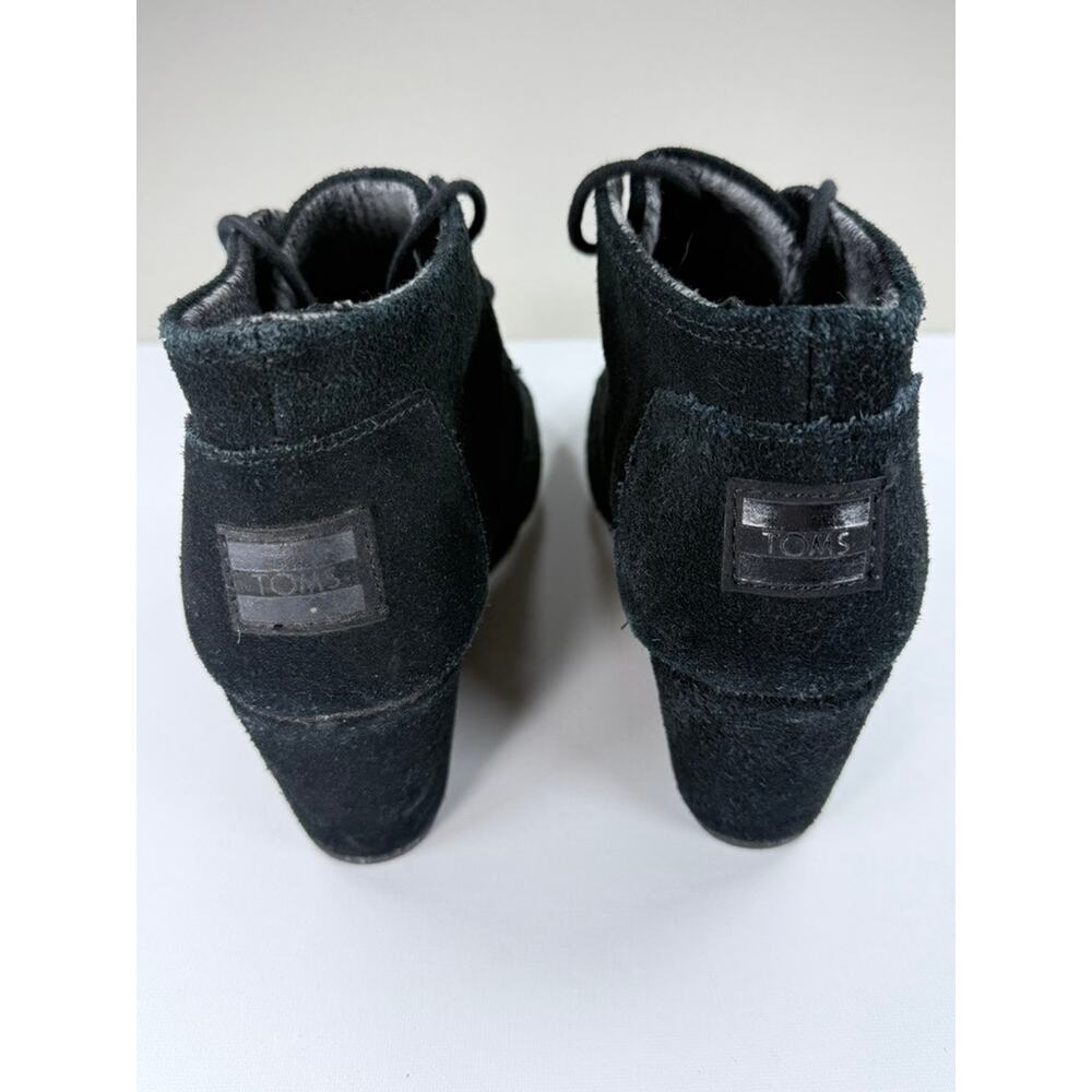 TOMS Black Suede Desert Wedge Booties Lace Up Ankle Boots 8 - Picture 4 of 8